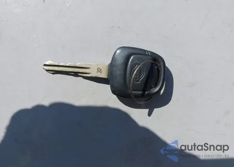 2002 Nissan Sentra Se-R из США, поврежденный, VIN 3N1AB51A12L725716